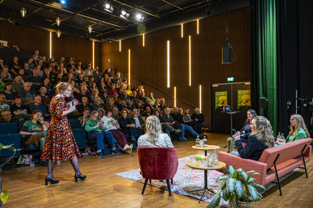 Het Wilde Stadscafé Verkiezingsdebat. Foto: Harrie van Veen.