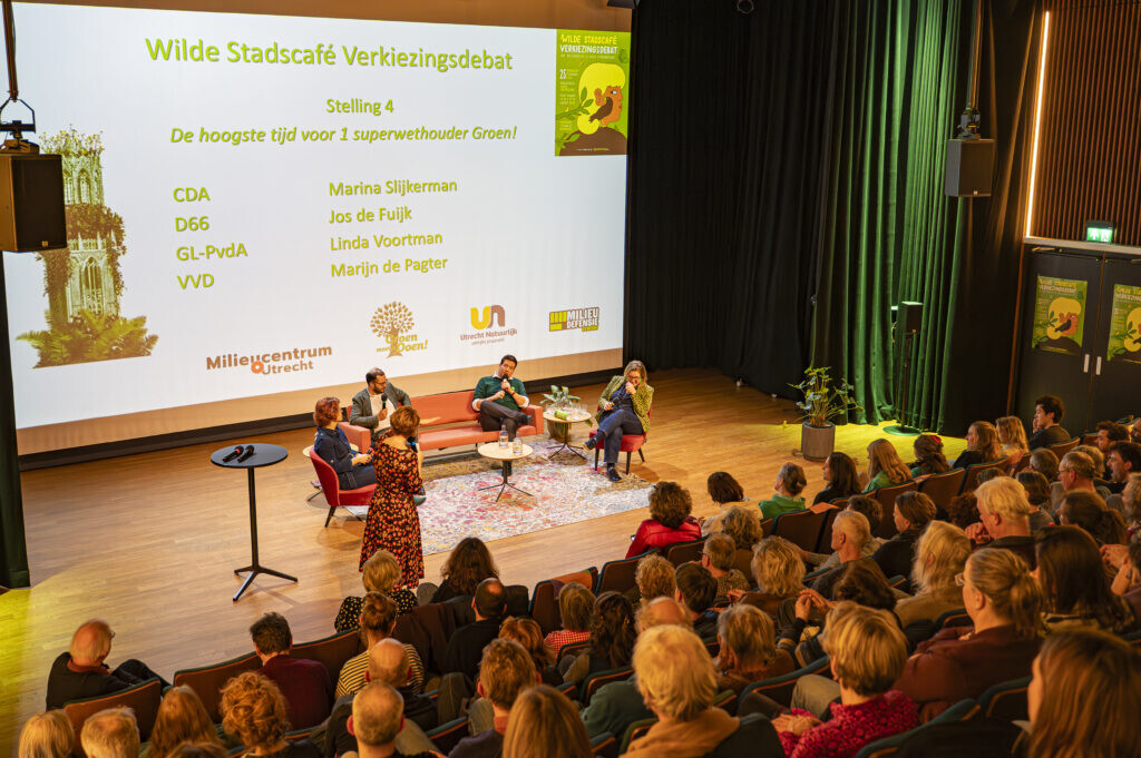 Het Wilde Stadscafé Verkiezingsdebat. Foto: Harrie van Veen.