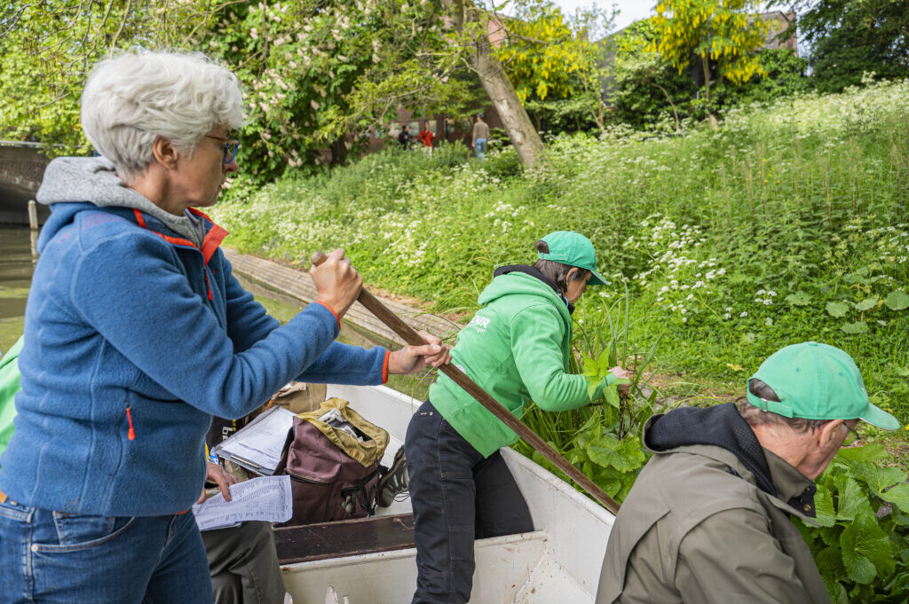Vergroenen aan en op het water met tuincoach Harmke van Dam. Foto: Harrie van Veen